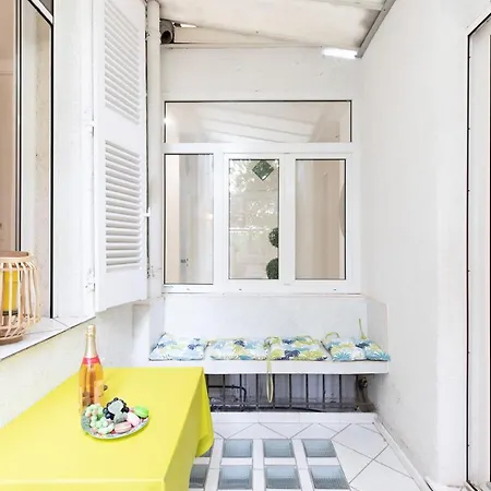 Josephine Yourhosthelper *